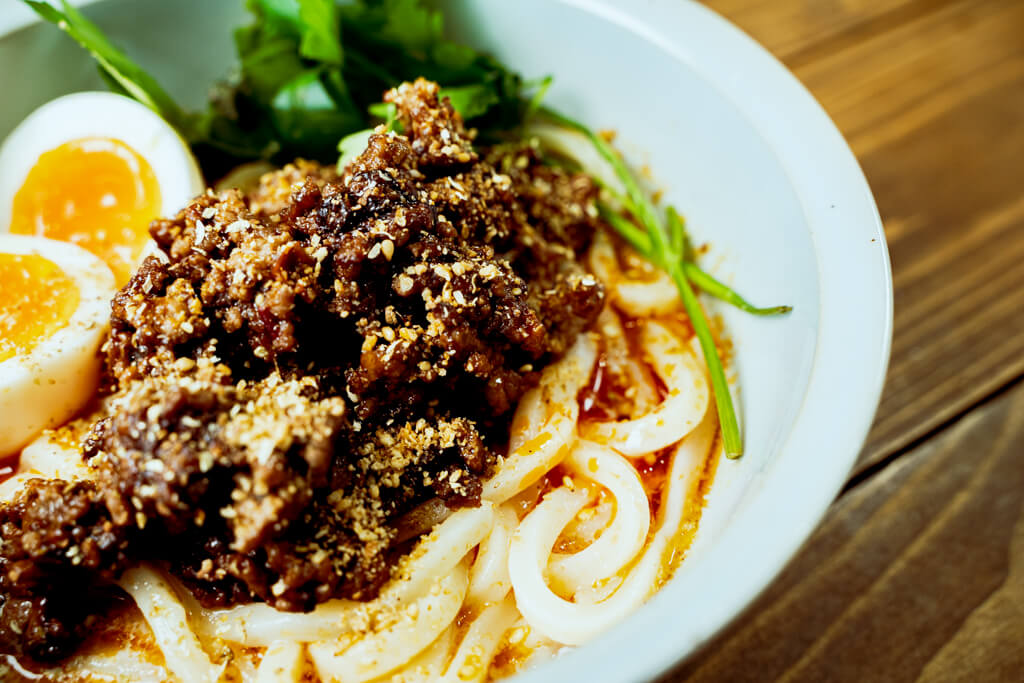 練りごま不要！「冷やし坦々うどん」の作り方